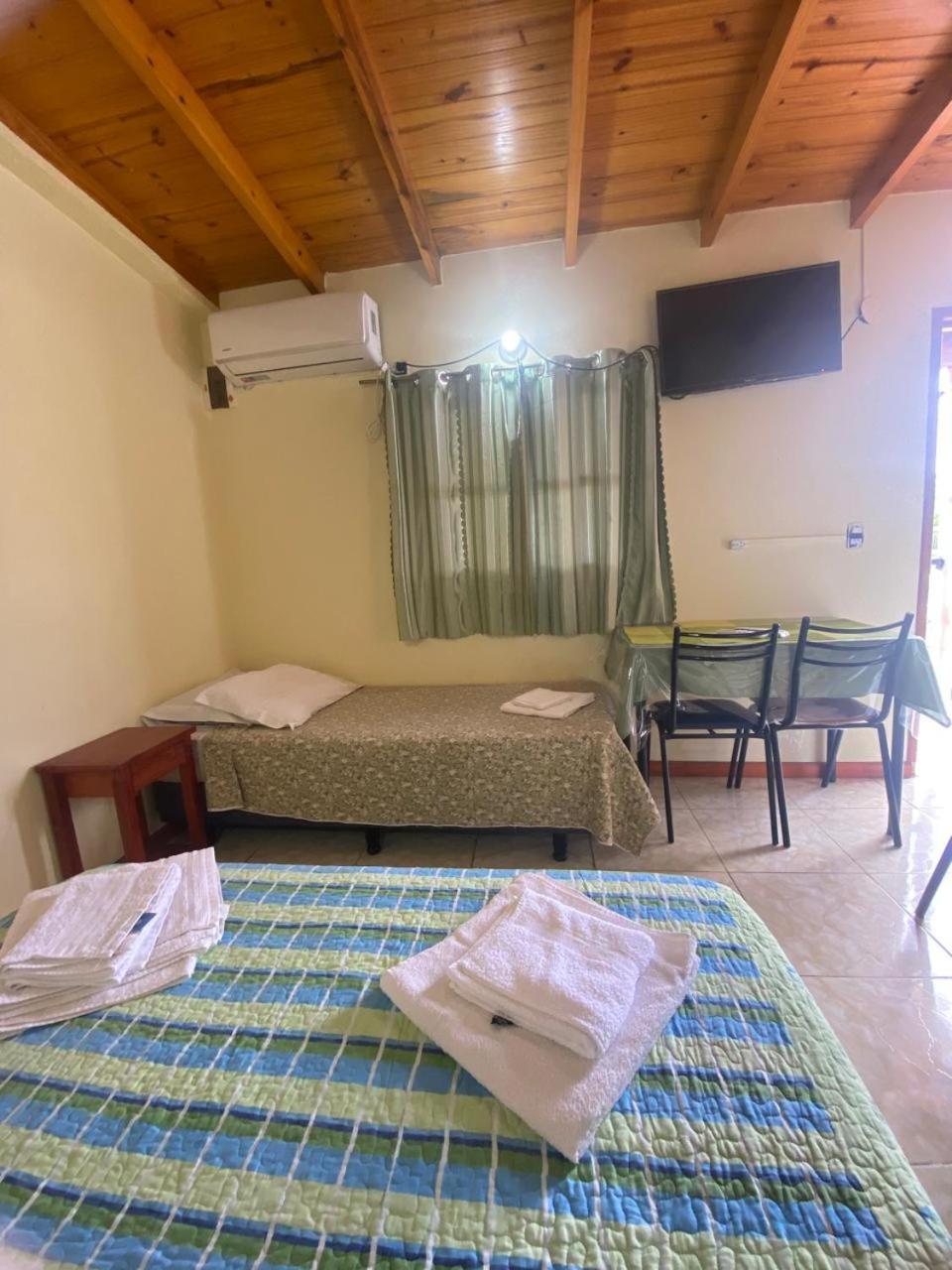 Apartamentos Centricos Пуэрто-Игуасу Экстерьер фото